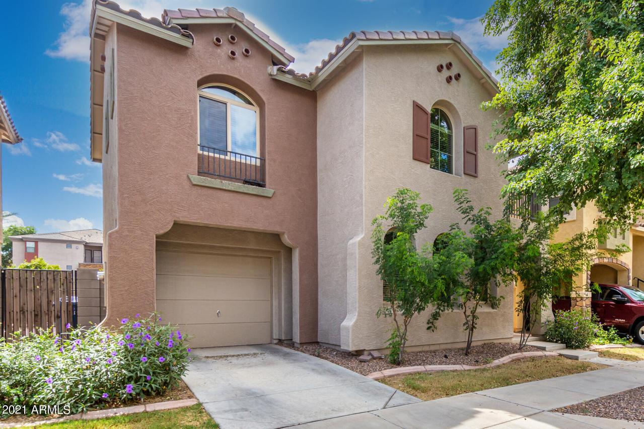 7741 W Giles Rd., Phoenix, AZ 85035