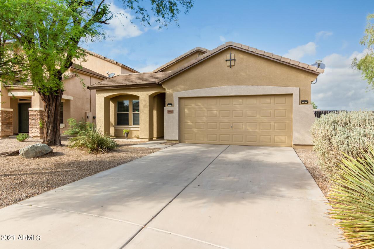 9920 E Hay Loft Rd., Florence, AZ 85232