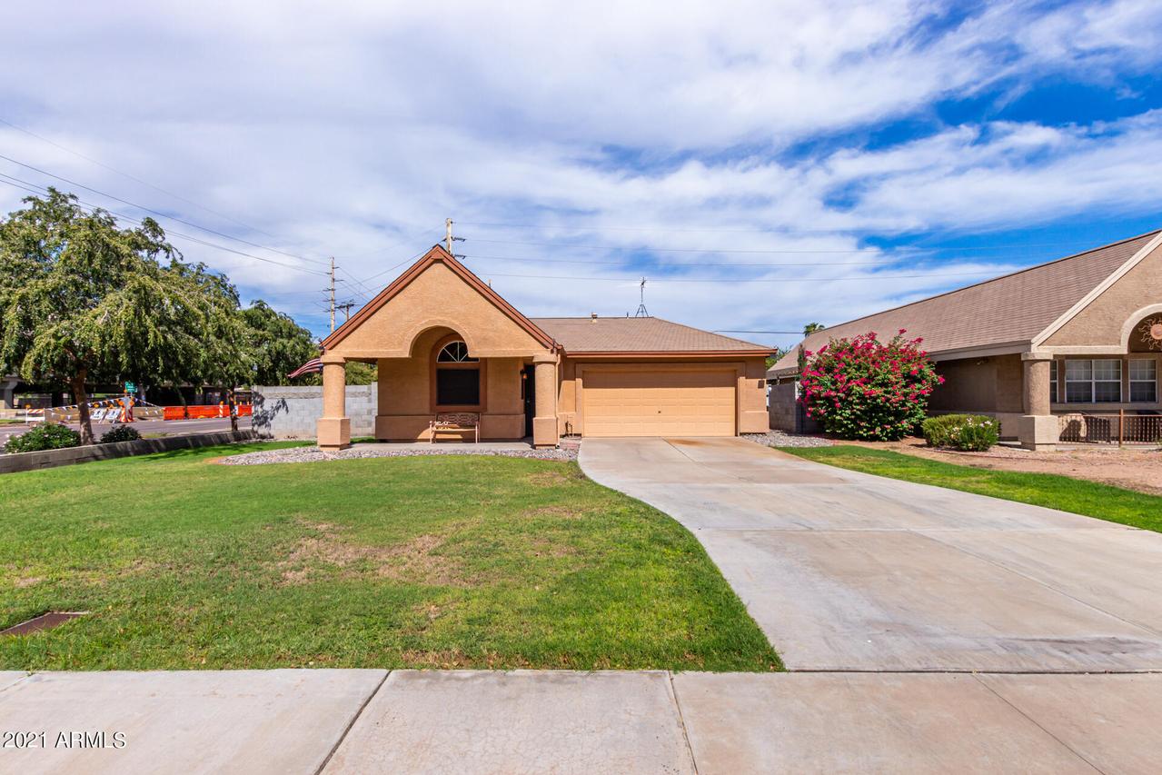 302 E Mitchell Dr., Phoenix, AZ 85012