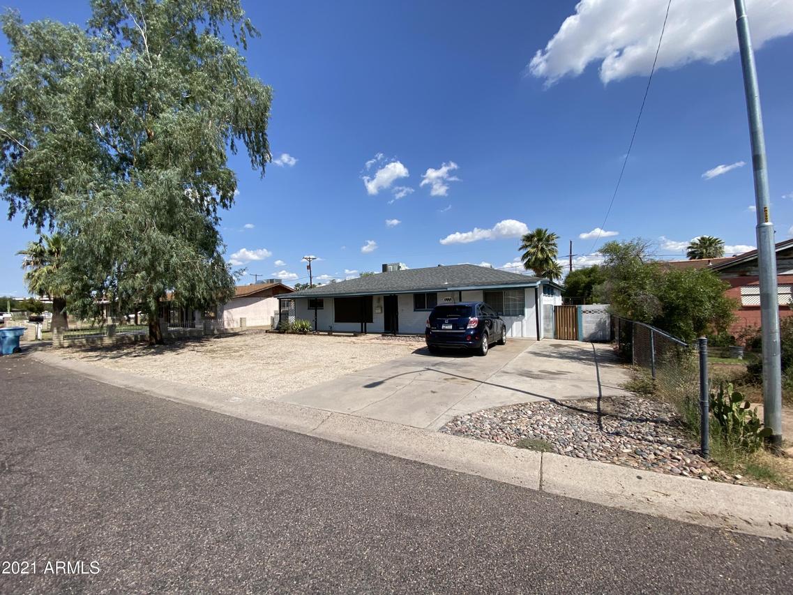 2908 W Coolidge St., Phoenix, AZ 85017