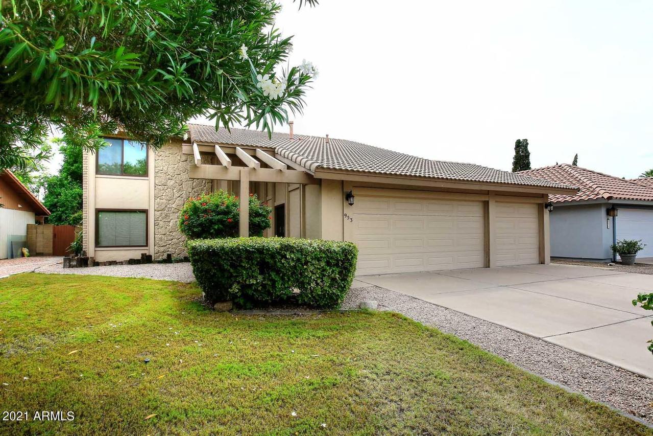 953 E Lamplighter Ln., Tempe, AZ 85283