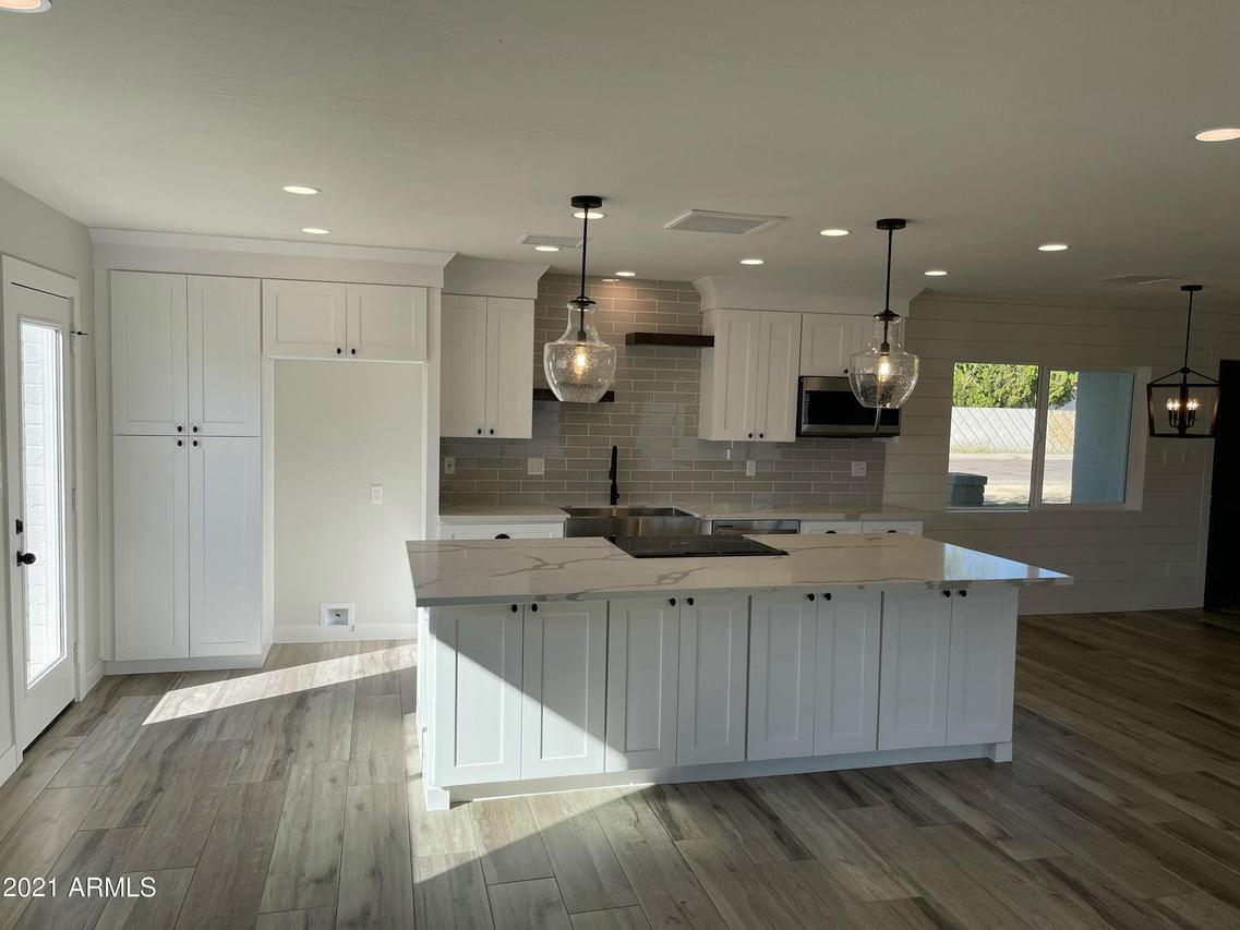 3045 E Corrine Dr., Phoenix, AZ 85032
