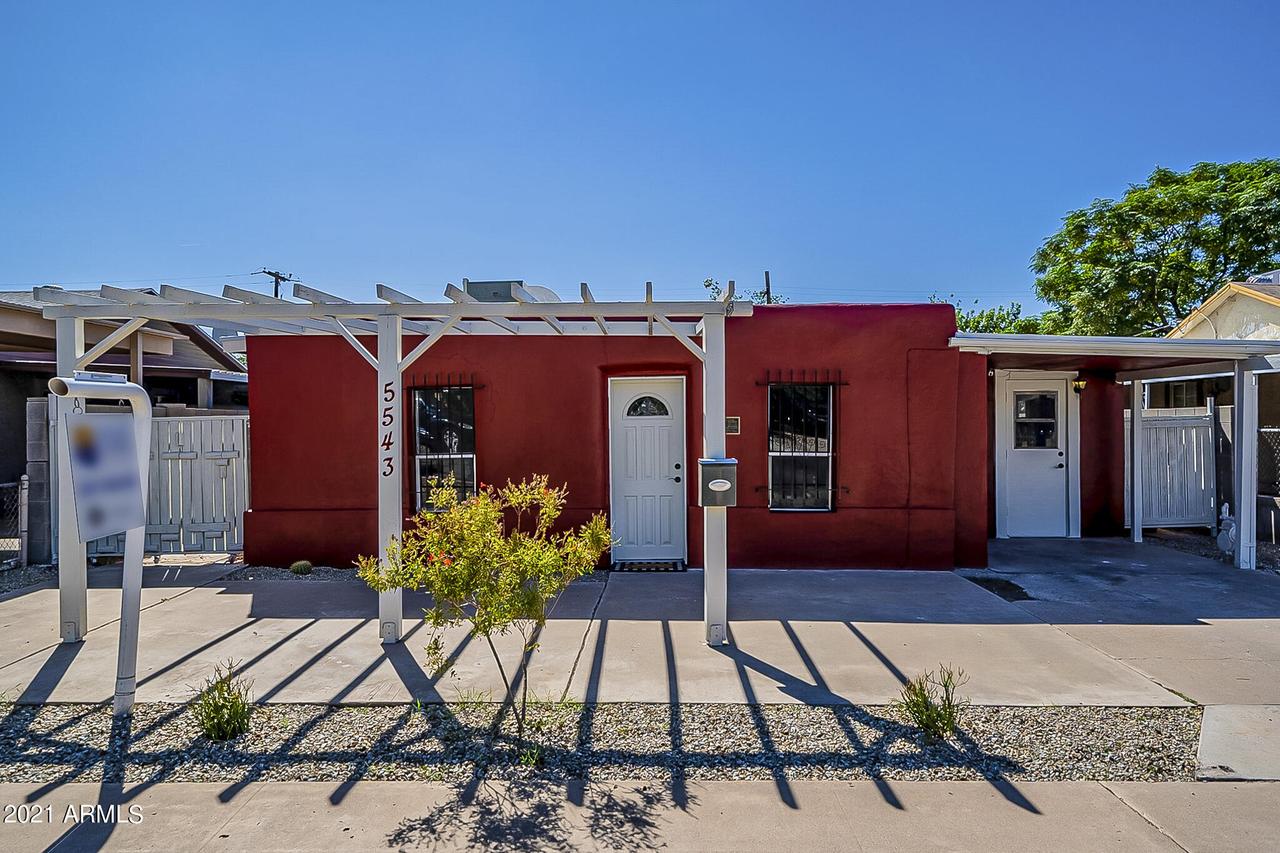 5543 W Gardenia Ave., Glendale, AZ 85301