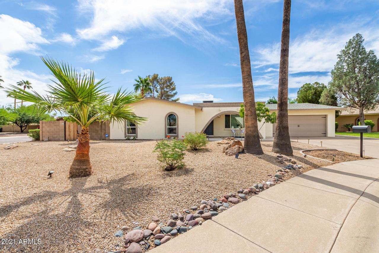 10812 N 34th St., Phoenix, AZ 85028