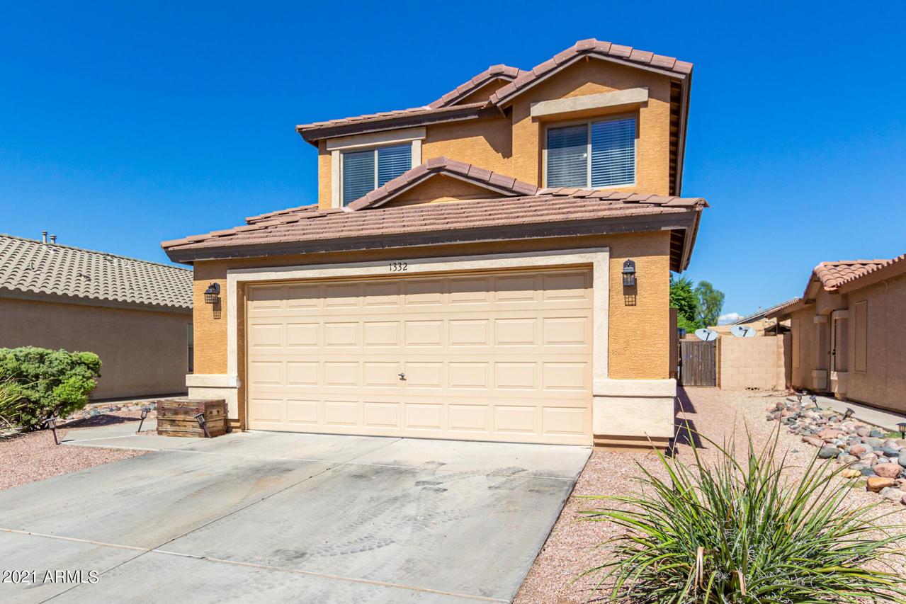 1332 E Estelle Ln., San Tan Valley, AZ 85140