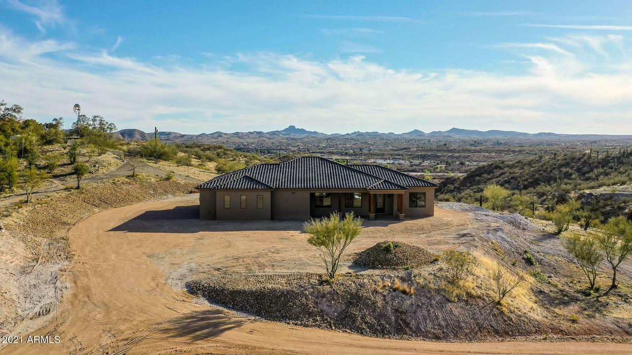 85 E Mosey Way, Wickenburg, AZ 85390