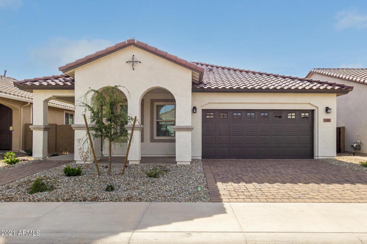 24985 N 172nd Dr., Surprise, AZ 85387