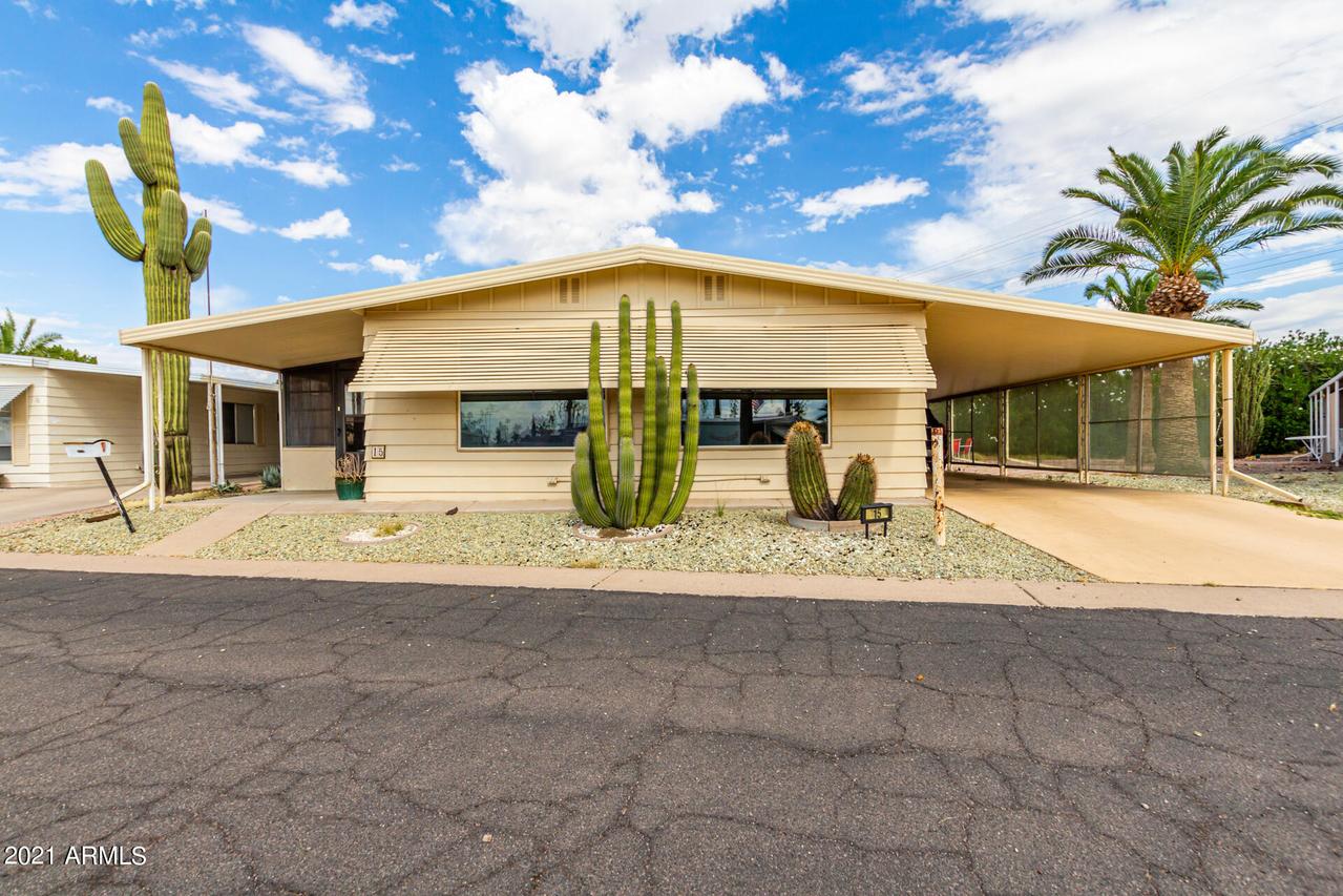120 N Val Vista Dr. #15, Mesa, AZ 85213