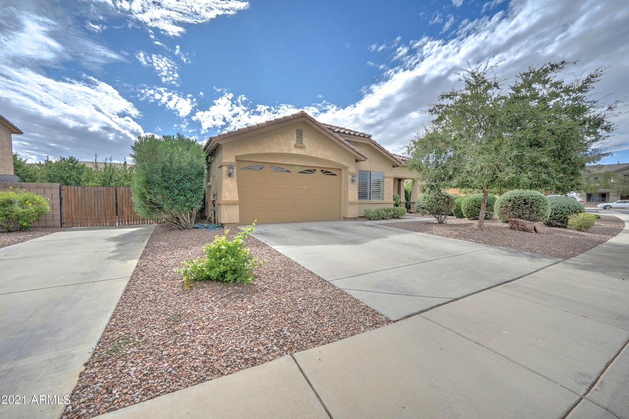 44545 W Vineyard St., Maricopa, AZ 85139