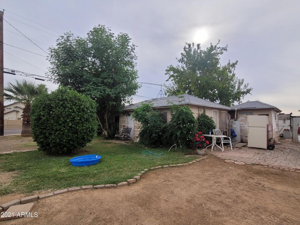 11406 N 82nd Dr., Peoria, AZ 85345