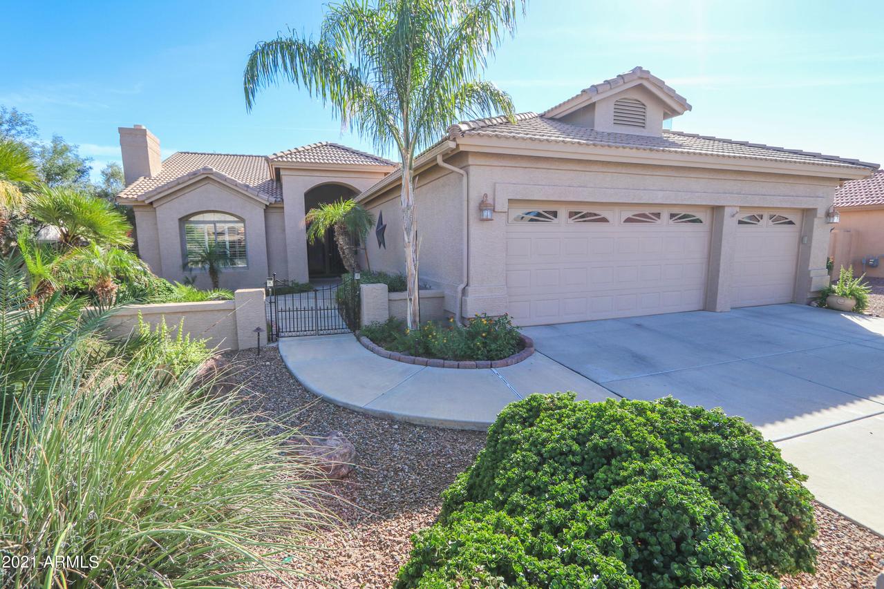 9313 E Champagne Dr., Sun Lakes, AZ 85248