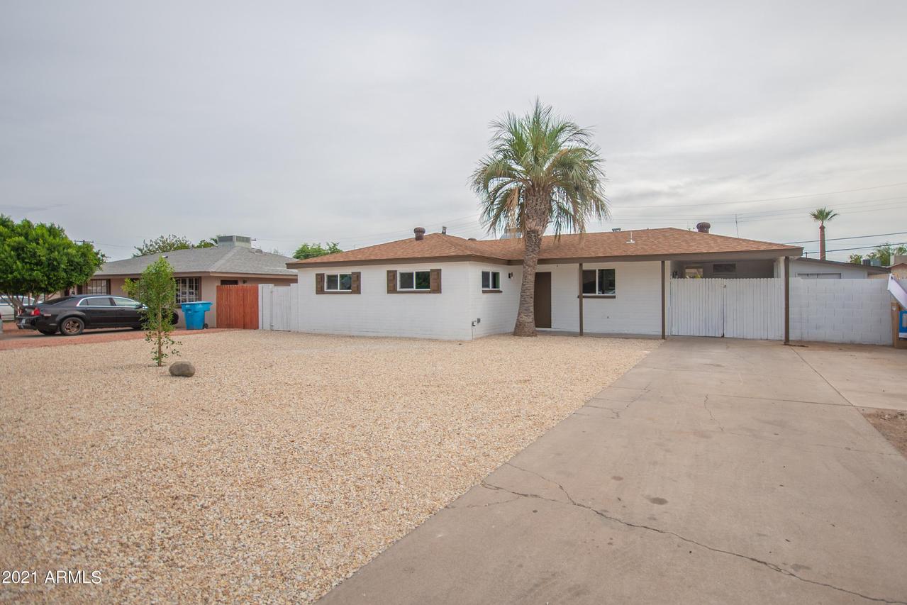 2735 W Highland Ave., Phoenix, AZ 85017