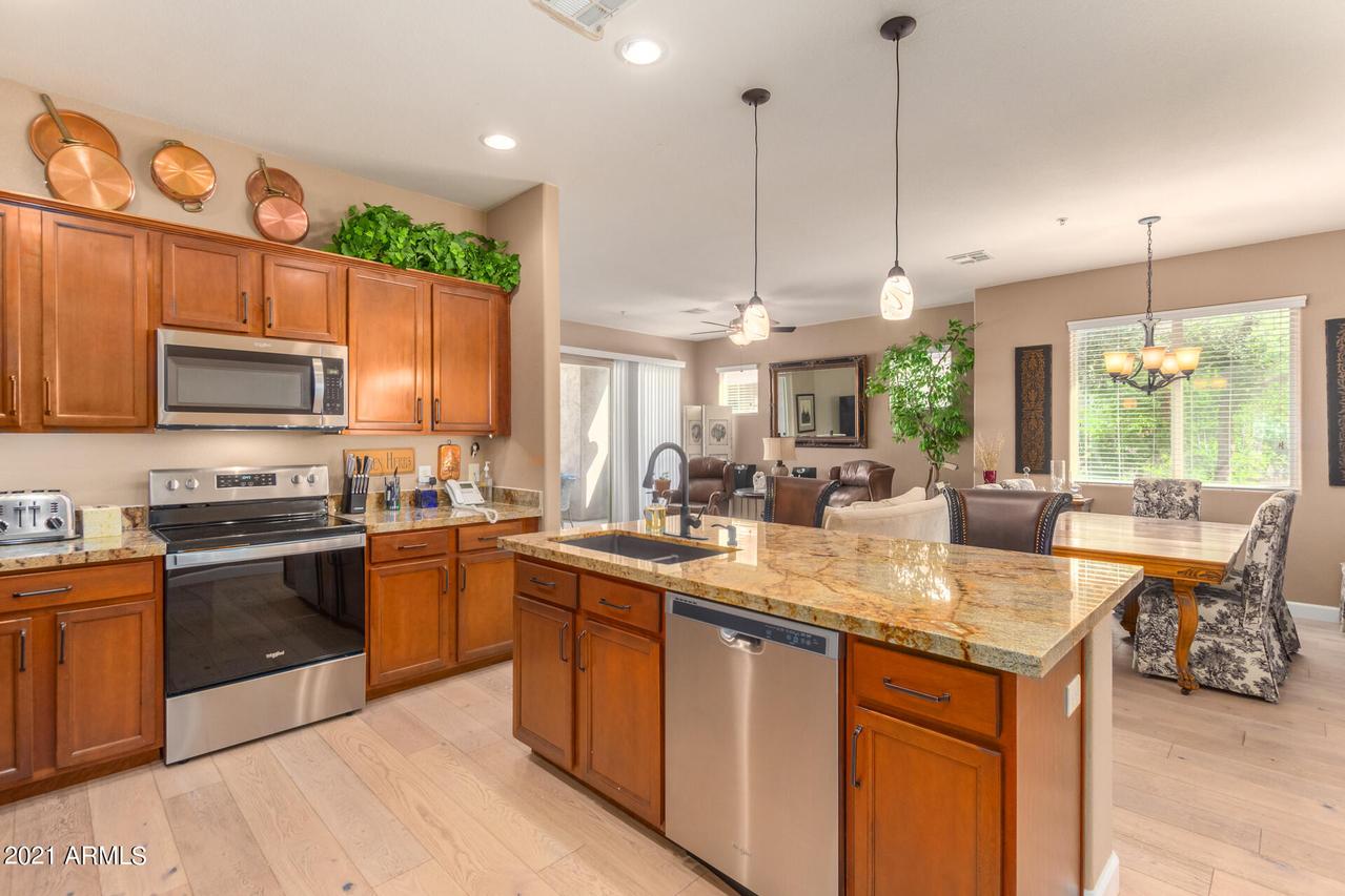 250 W Queen Creek Rd. #248, Chandler, AZ 85248