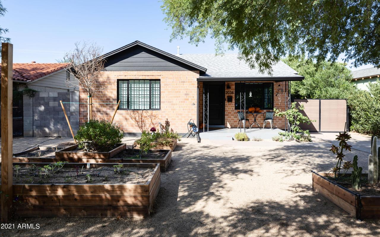 2038 N Laurel Ave., Phoenix, AZ 85007