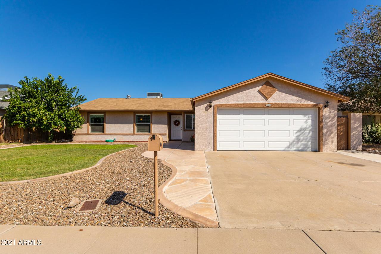 9709 N 55th Dr., Glendale, AZ 85302