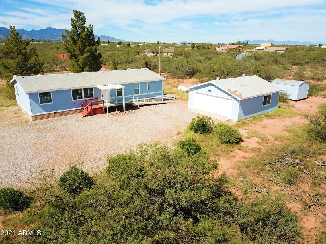 8925 E Chippewa St., Hereford, AZ 85615