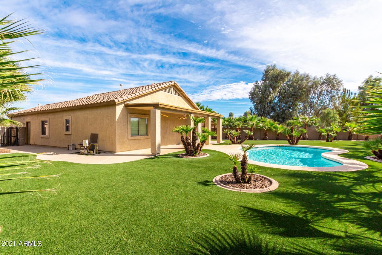 17201 W Carmen Dr., Surprise, AZ 85388