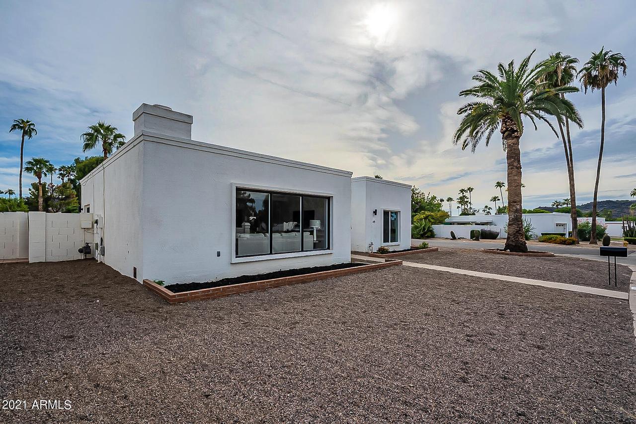 49 E Tam Oshanter Dr., Phoenix, AZ 85022