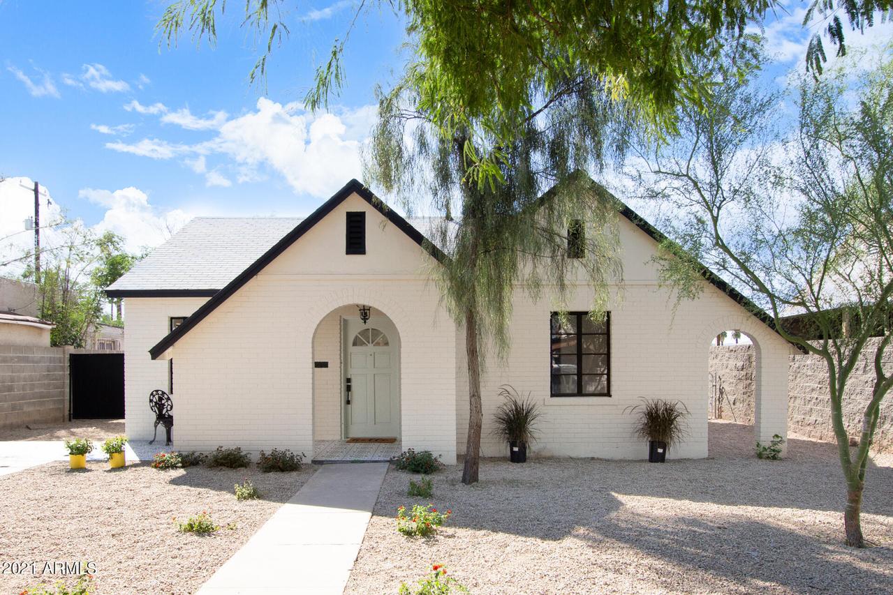 1421 E Diamond St., Phoenix, AZ 85006