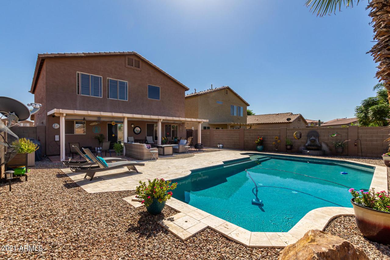 548 E Red Rock Tr., San Tan Valley, AZ 85143