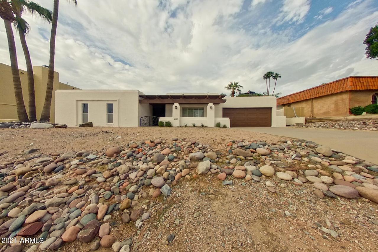 2024 E Orangewood Ave., Phoenix, AZ 85020