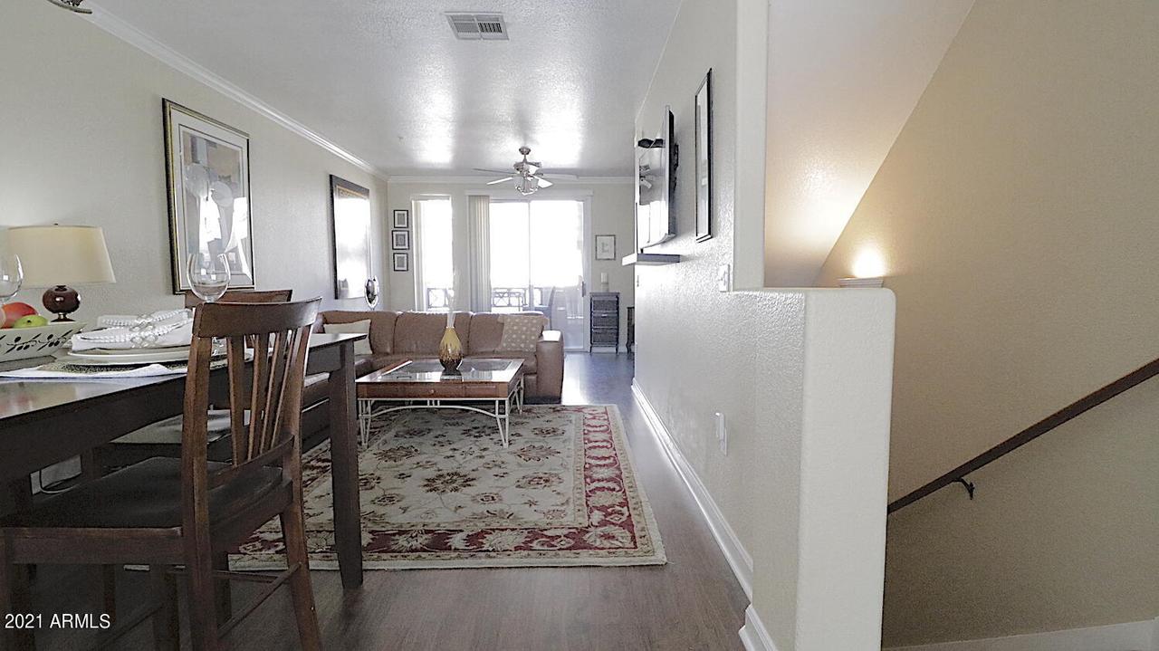4455 E Paradise Village Pkwy. #1023, Phoenix, AZ 85032