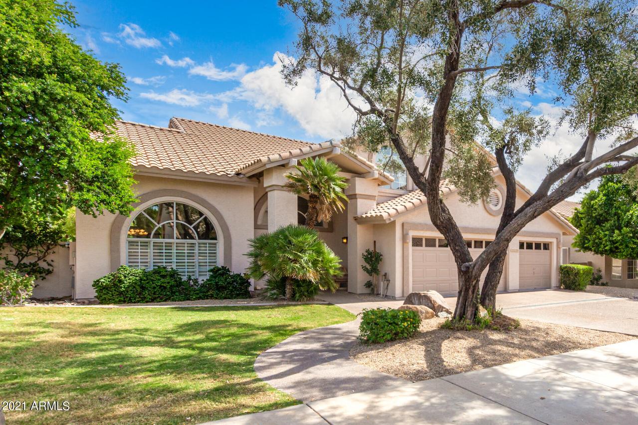 15629 S 16th St., Phoenix, AZ 85048