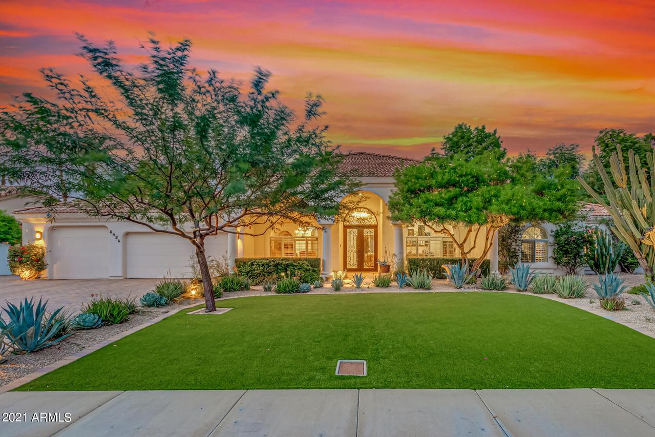 8956 E Charter Oak Dr., Scottsdale, AZ 85260
