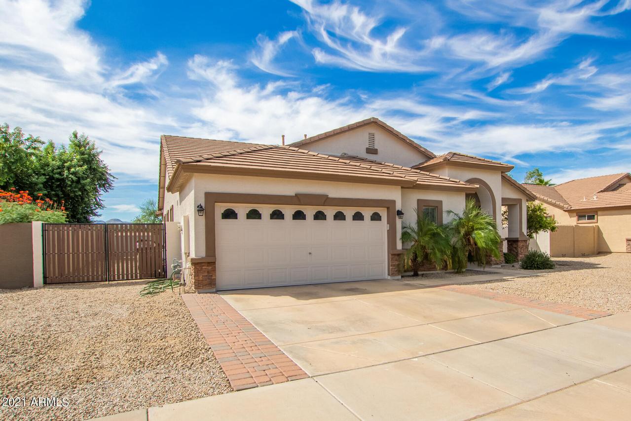 21357 E Calle De Flores, Queen Creek, AZ 85142