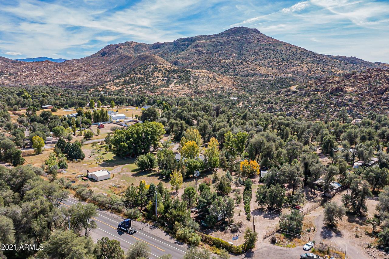 51727 E Us Highway 60, Miami, AZ 85539