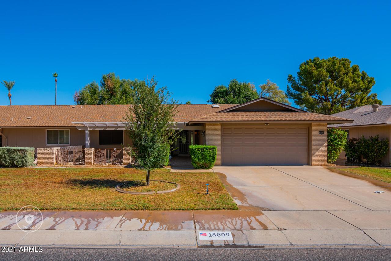 18809 N Conestoga Dr., Sun City, AZ 85373