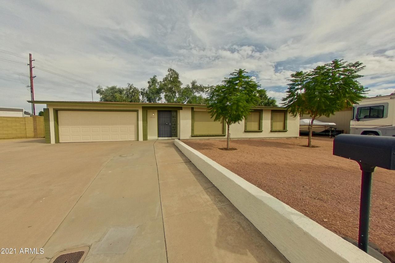 10625 N 45th Dr., Glendale, AZ 85304