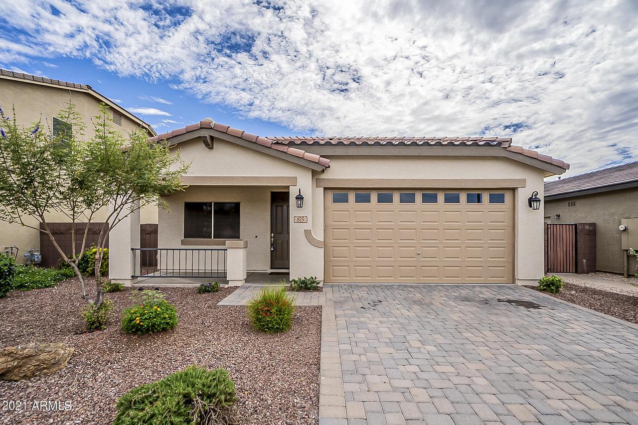 875 W Leadwood Ave., San Tan Valley, AZ 85140