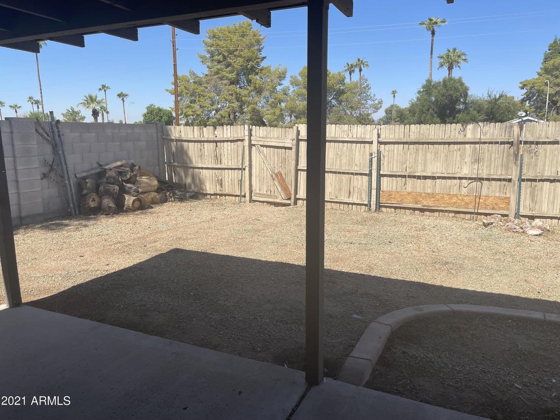 2120 W Hermosa Dr., Tempe, AZ 85282