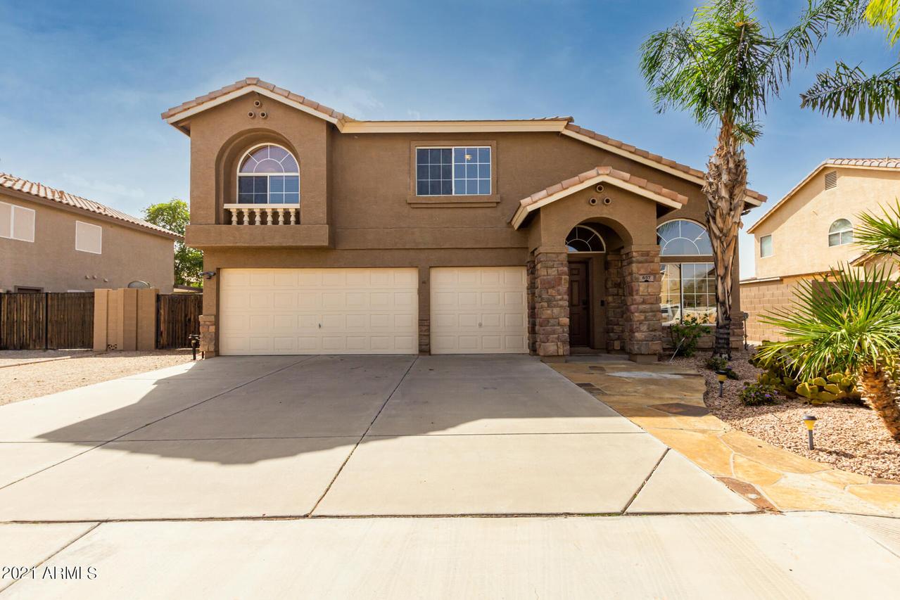 857 E Stirrup Ln., San Tan Valley, AZ 85143