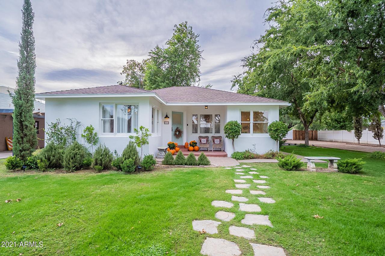 656 N Robson, Mesa, AZ 85201