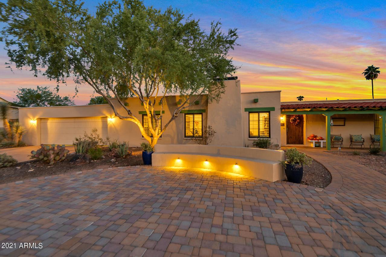 4553 E Palomino Rd., Phoenix, AZ 85018