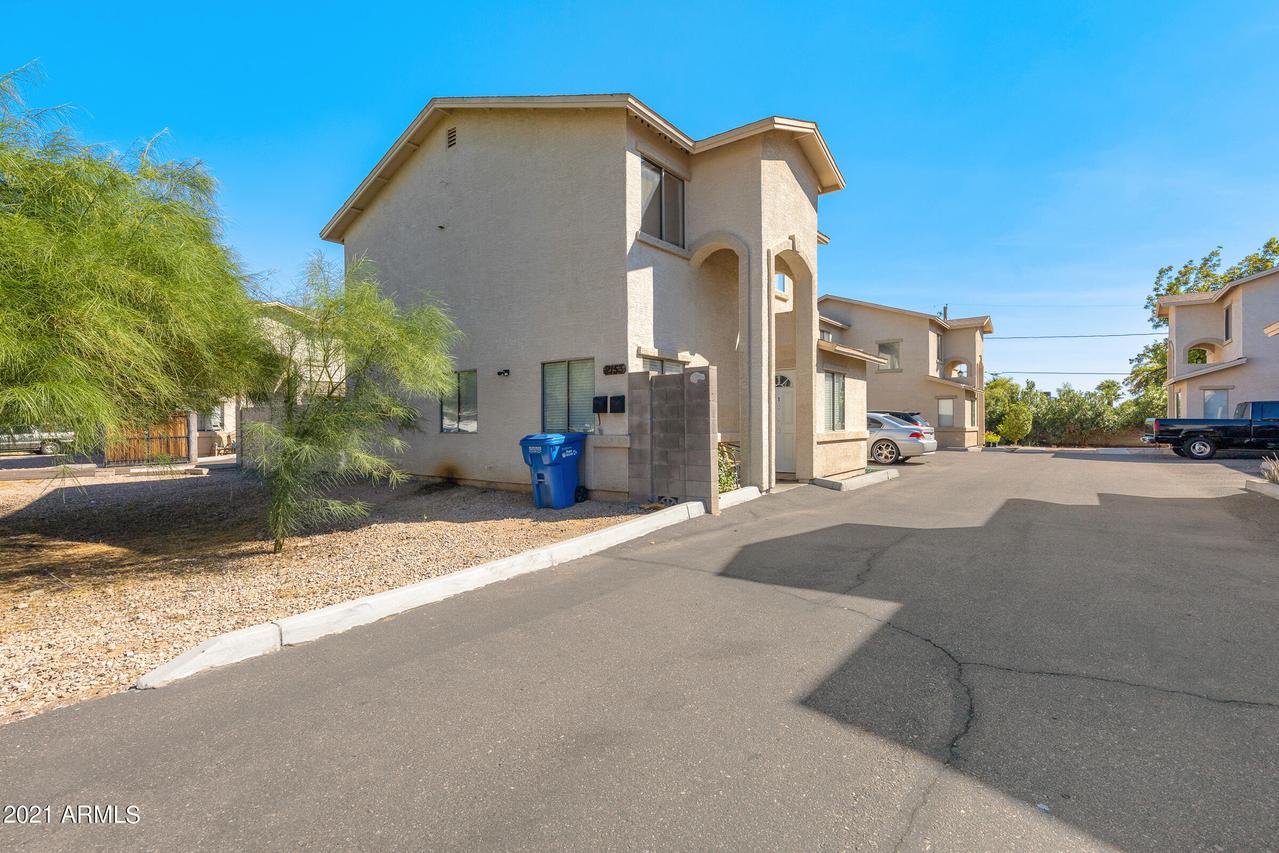 2153 W Morten Ave., Phoenix, AZ 85021