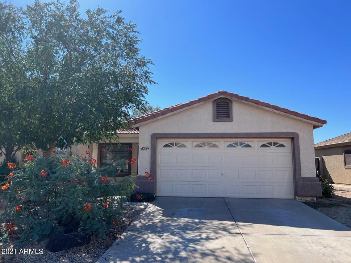 6209 W Raymond St., Phoenix, AZ 85043