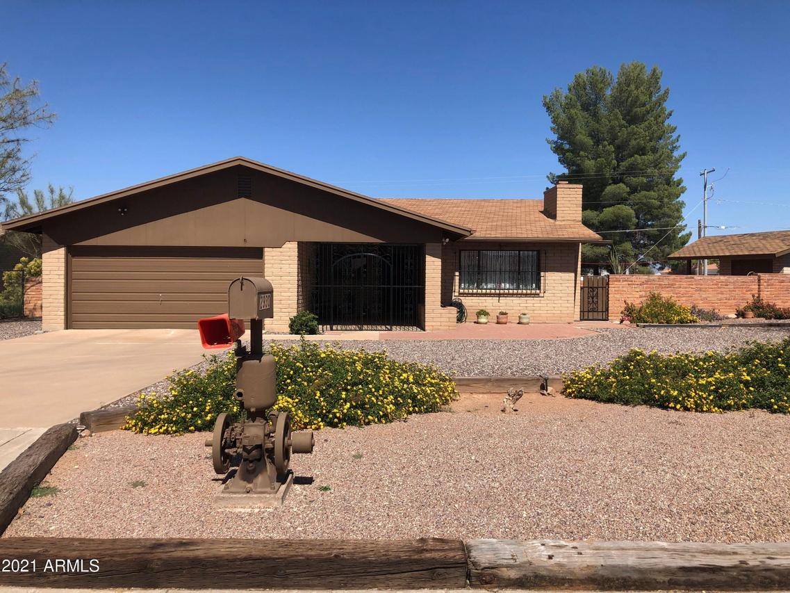 2930 E 14th St., Douglas, AZ 85607