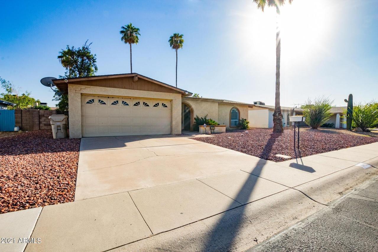 4821 W Shangri La Rd., Glendale, AZ 85304