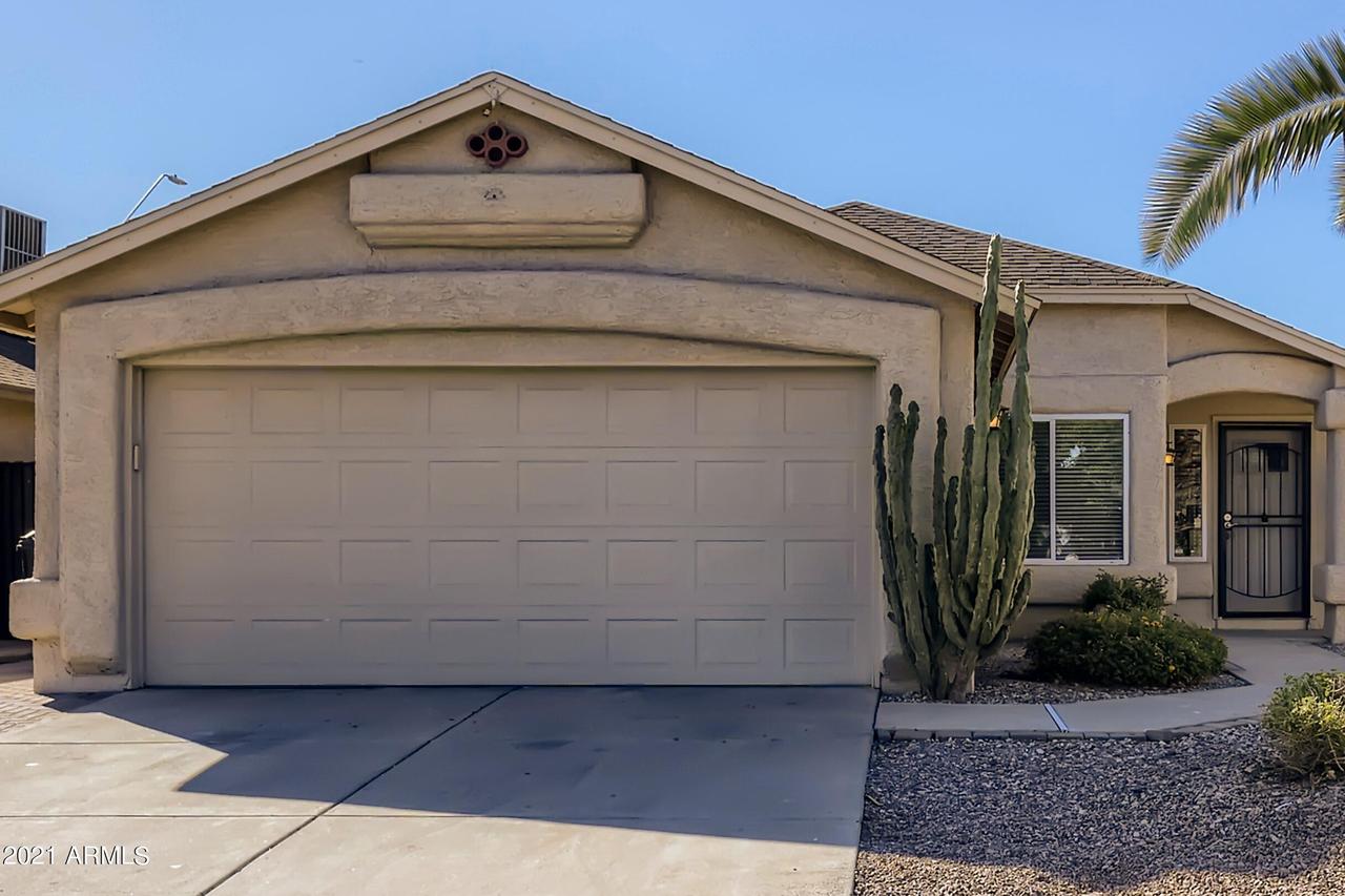 2019 E Paradise Ln., Phoenix, AZ 85022