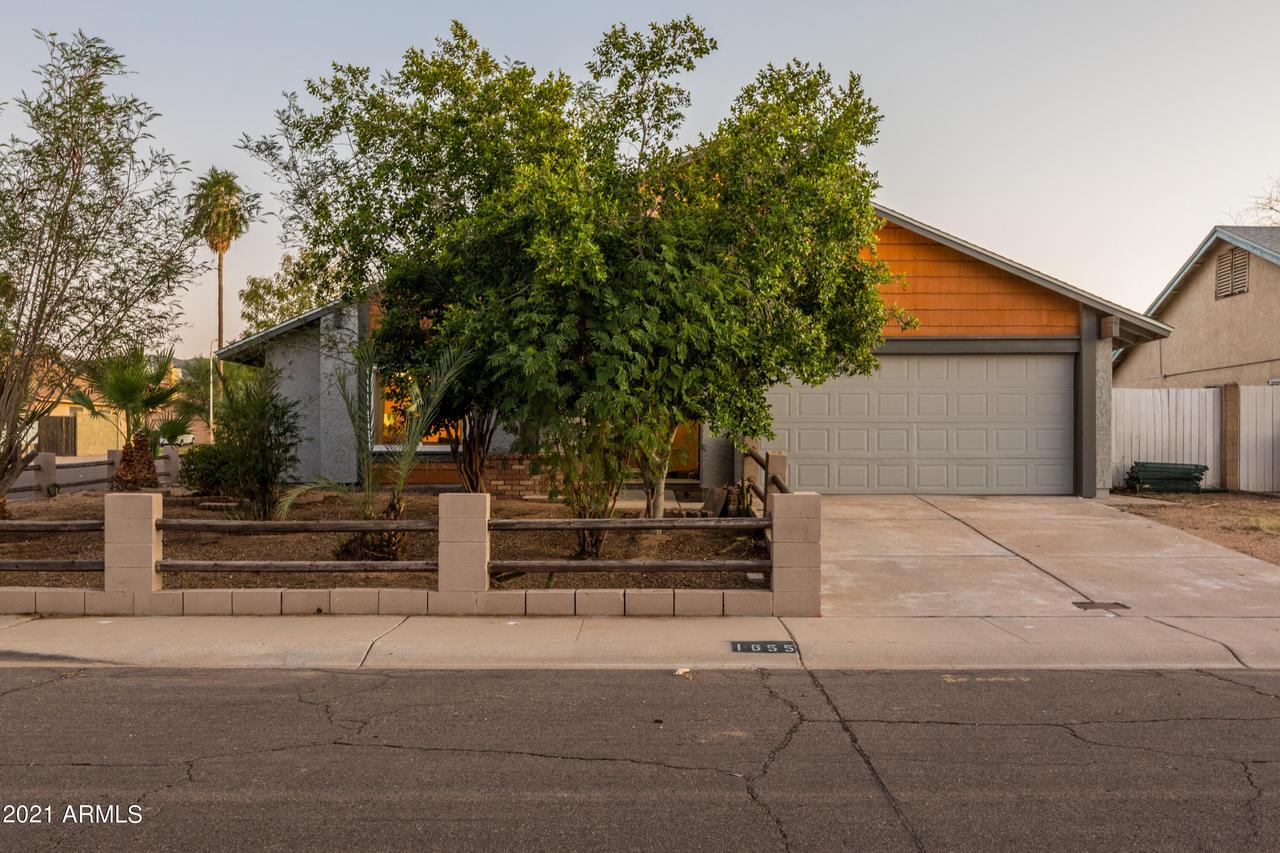 1655 E Saint Charles Ave., Phoenix, AZ 85042