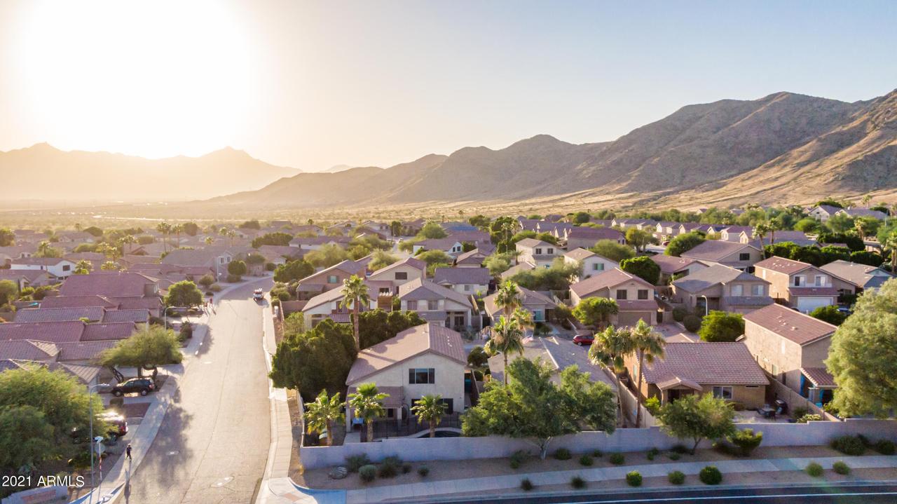 16005 S 17th Dr., Phoenix, AZ 85045