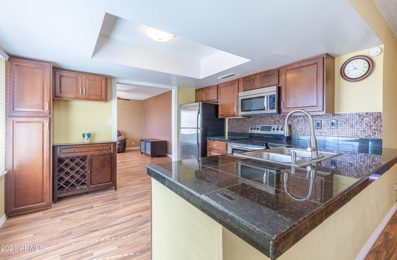 2226 W Charter Oak Rd., Phoenix, AZ 85029