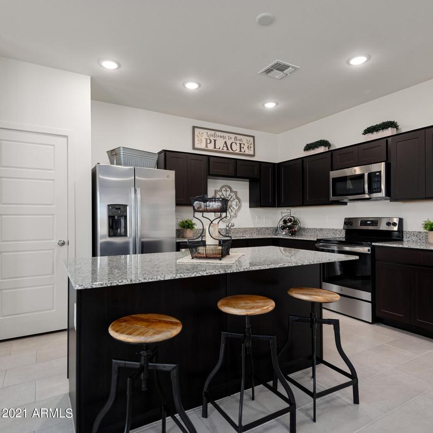 7418 N 127th Dr., Glendale, AZ 85307