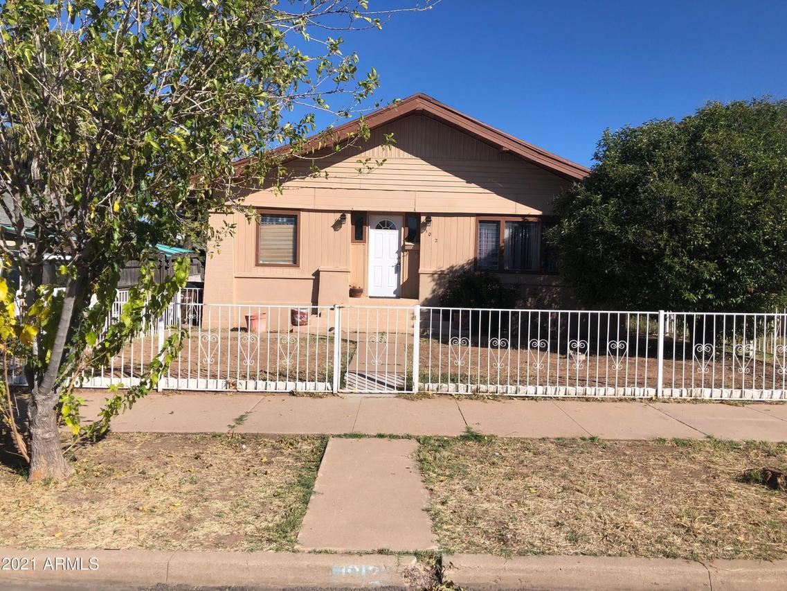 1012 E 8th St., Douglas, AZ 85607