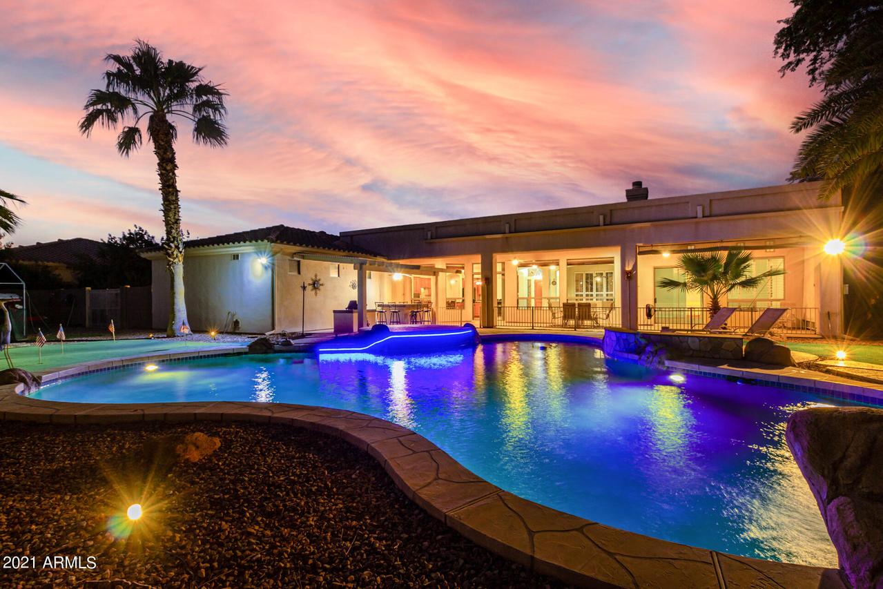 367 E Hampton Ln., Gilbert, AZ 85295