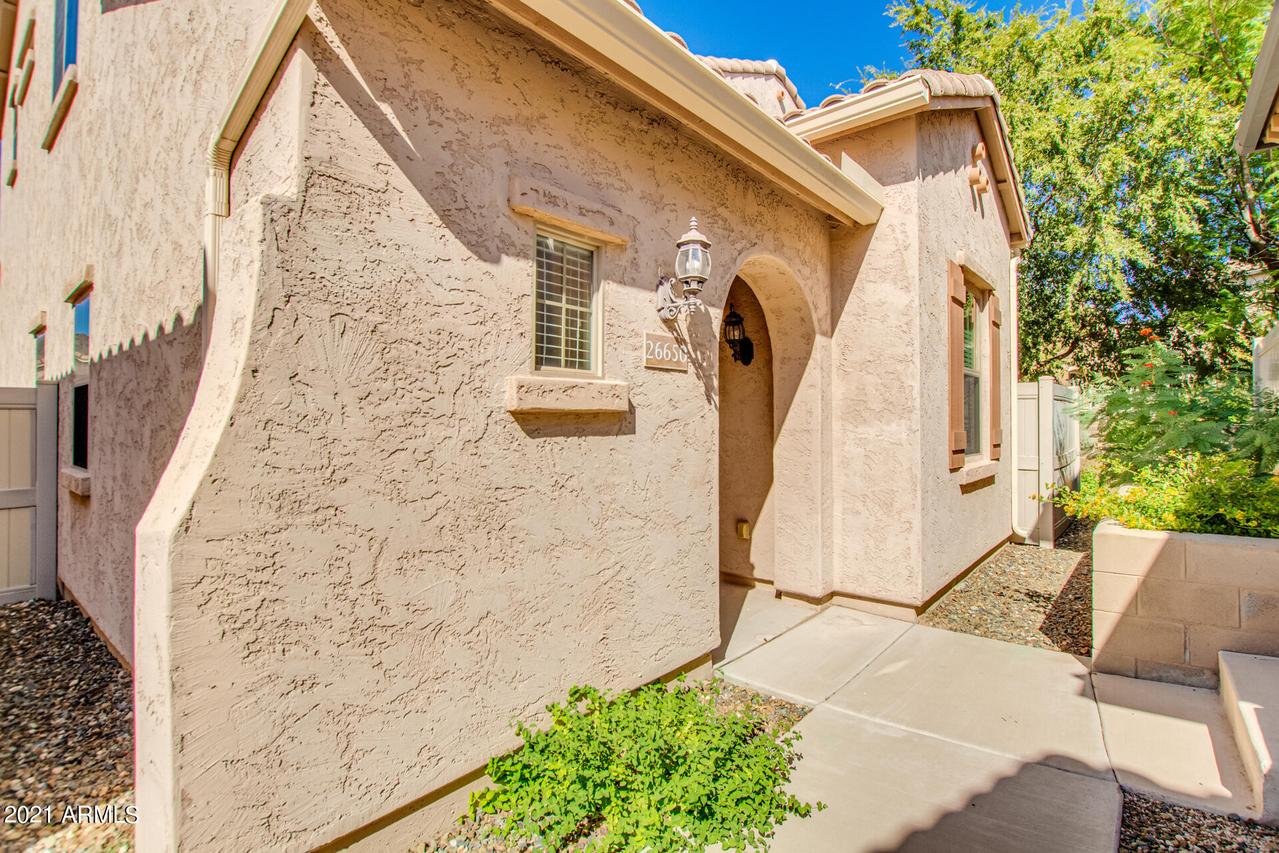 26650 N Babbling Brook Dr., Phoenix, AZ 85083