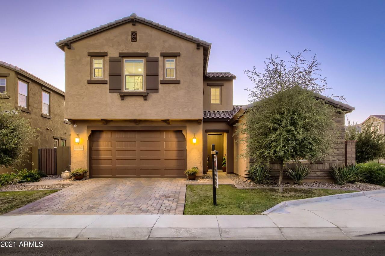 4252 S Barberry Dr., Chandler, AZ 85248